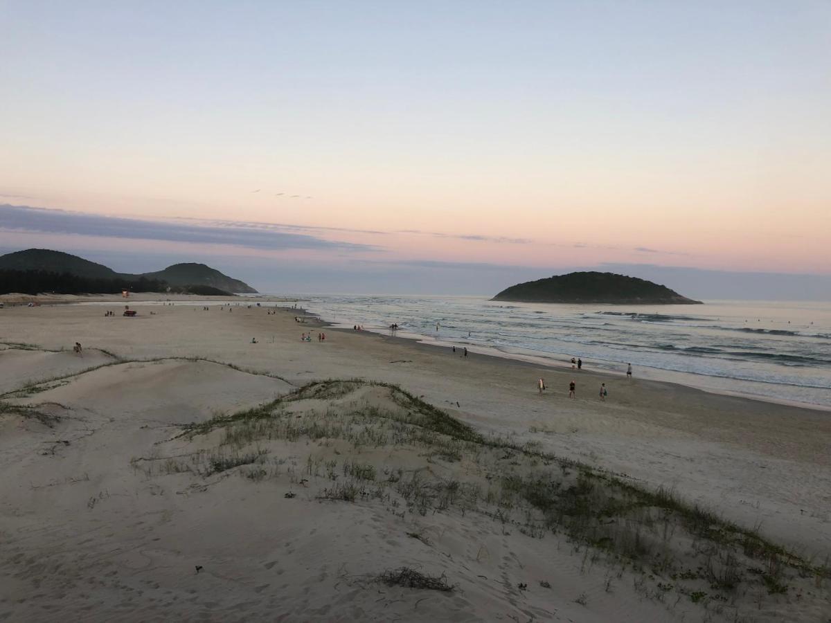 Casa Em Ibiraquera Proxima A Praia Do Rosa إيمبيتوبا المظهر الخارجي الصورة